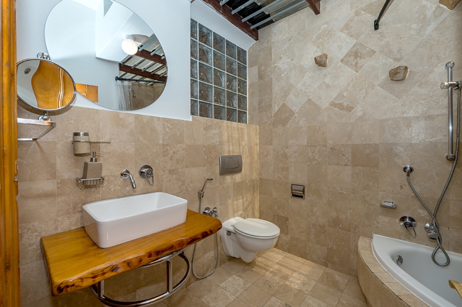 To Let 2 Bedroom Property for Rent in Woodstock Western Cape
